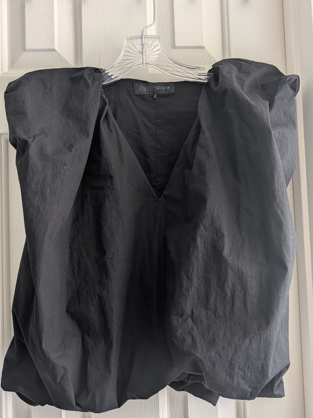 Zara Black V-Neck Puff Sleeve Blouse - Size M